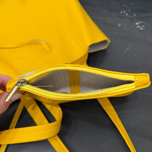 Vera Pelle Leather Tote (purchased in Venice) - Picture 3 of 16